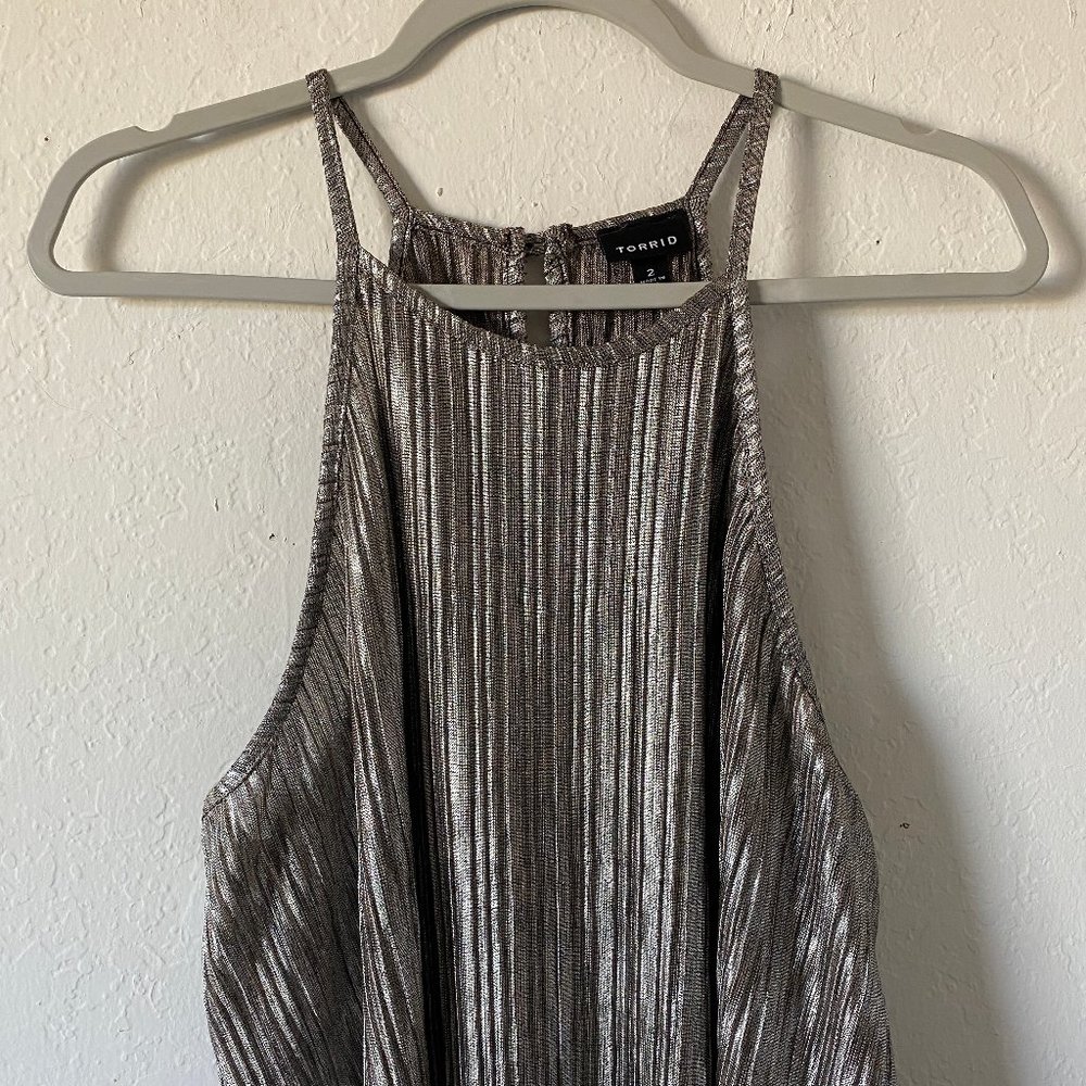 Torrid Womens Pleated Tank Top Plus Size 2 Metallic Knit Party Button Blouse - Picture 3 of 10